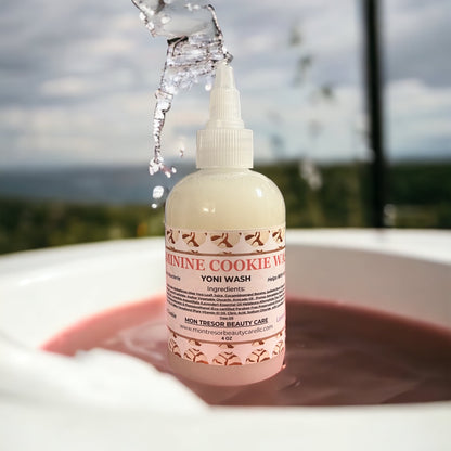 Yoni Wash, vaginal wash, odor reducer, Ph balance, lavender and tea tree oil, vegan, cruelty free beauty